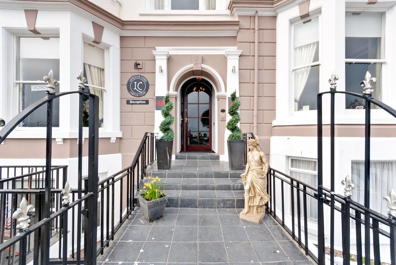 Lauriston & Lawton Court Hotel Лландидно Экстерьер фото