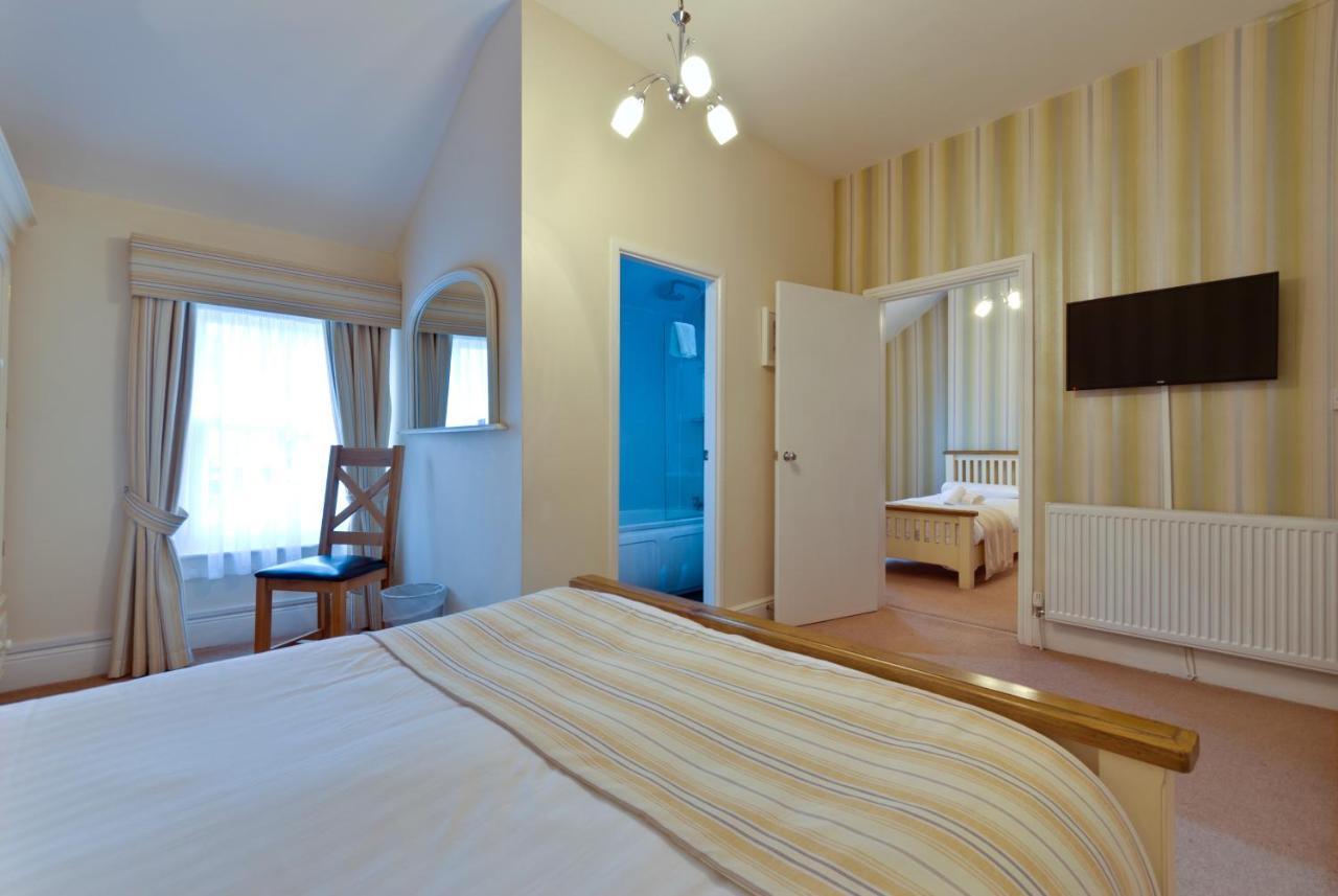 Lauriston & Lawton Court Hotel Лландидно Экстерьер фото